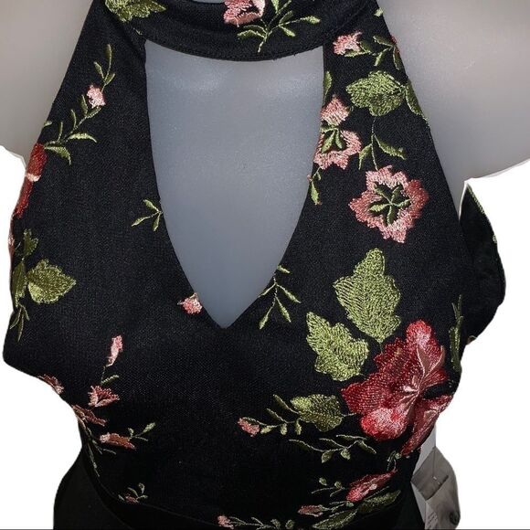 As U Wish Embroidered Keyhole Dress - Picture 3 of 6